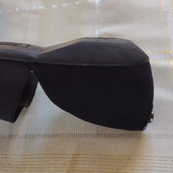 Anne Klein Sport Silver and Black Flats Minimalist Design - Picture 11 of 12